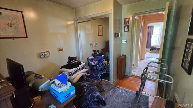 318 77th Street, Niagara Falls, NY 14304
