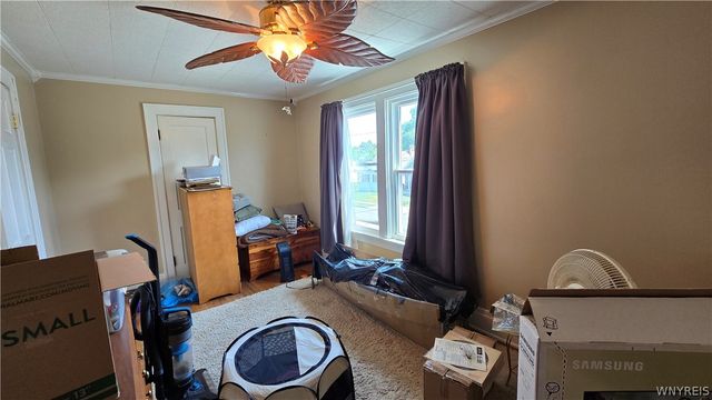 318 77th Street, Niagara Falls, NY 14304