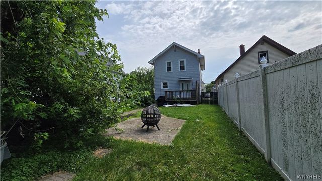 318 77th Street, Niagara Falls, NY 14304
