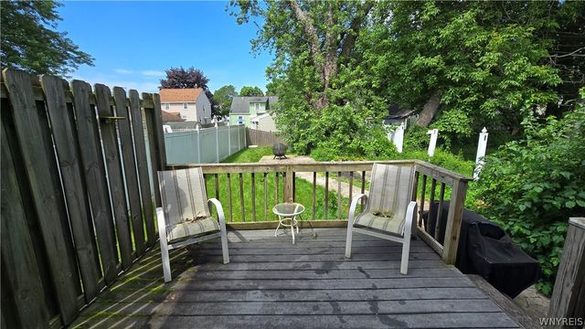 318 77th Street, Niagara Falls, NY 14304