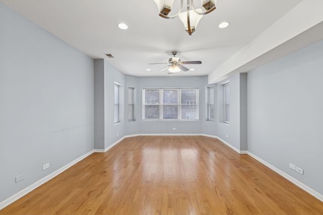 9222 S Laflin Street 2N, Chicago, IL 60620