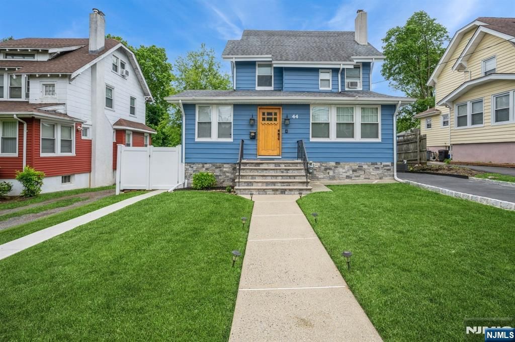 44 Garden Street, Teaneck, NJ 07666