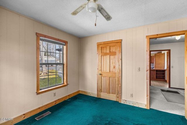 1027 Dean Circle, Dandridge, TN 37725