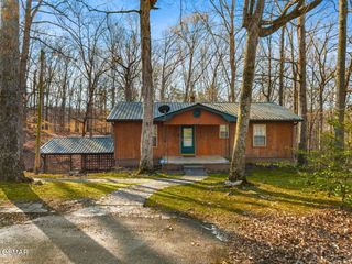 1027 Dean Circle, Dandridge, TN 37725
