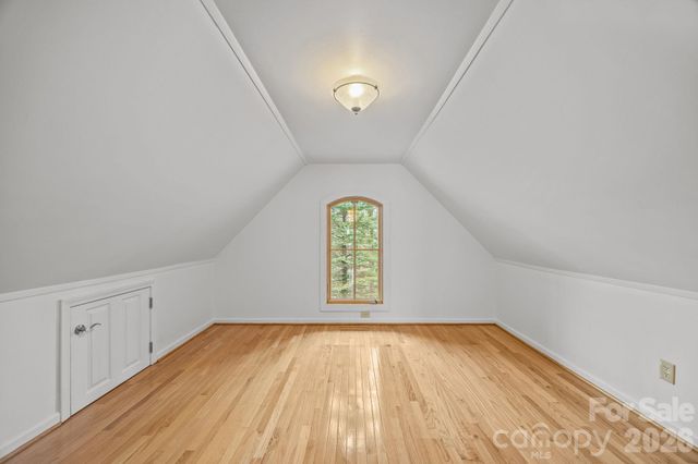 6773 Pinnacle Mountain Road, Zirconia, NC 28790