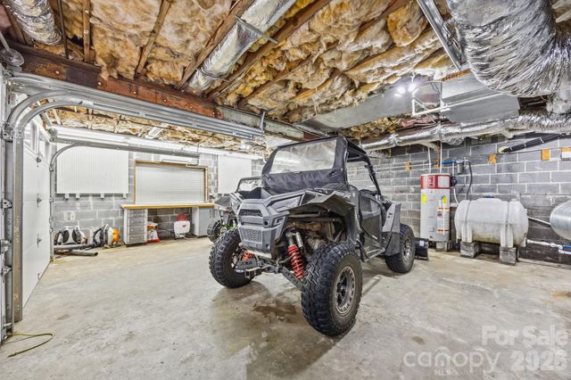 6773 Pinnacle Mountain Road, Zirconia, NC 28790