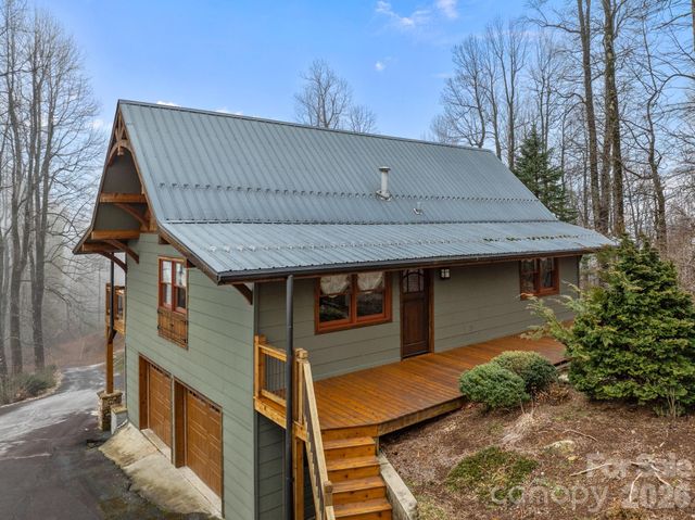 6773 Pinnacle Mountain Road, Zirconia, NC 28790