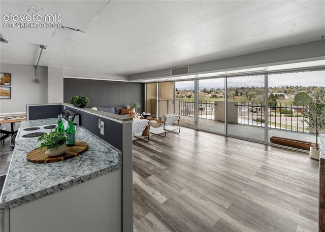 411 Lakewood Circle C404, Colorado Springs, CO 80910