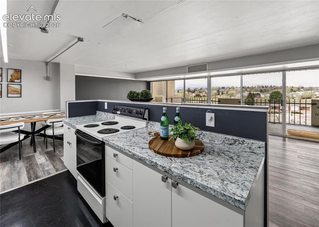 411 Lakewood Circle C404, Colorado Springs, CO 80910
