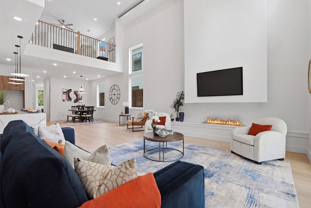 617 Parkview Avenue, Dallas, TX 75223