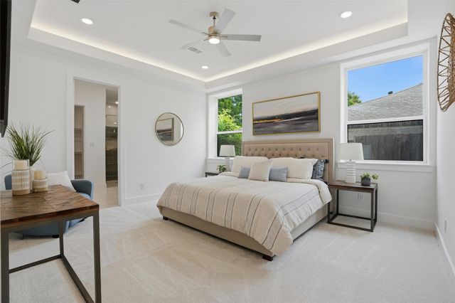 617 Parkview Avenue, Dallas, TX 75223