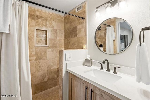 6547 E Voltaire Avenue, Scottsdale, AZ 85254