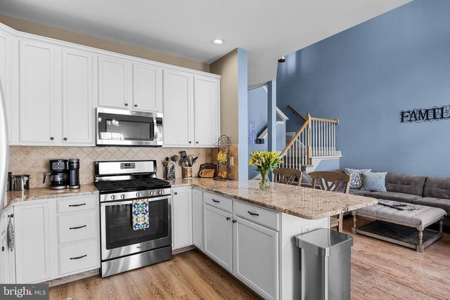 106 WEAVER DR, Marlton, NJ 08053