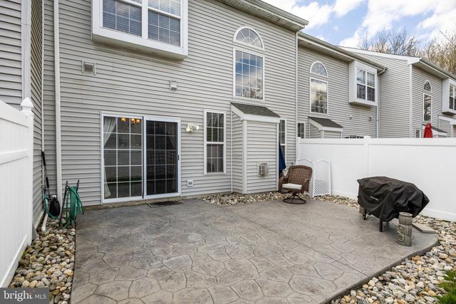106 WEAVER DR, Marlton, NJ 08053