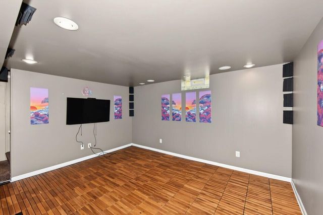 8048 W Herbert AVENUE, Milwaukee, WI 53218