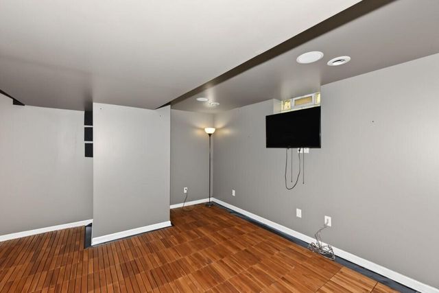 8048 W Herbert AVENUE, Milwaukee, WI 53218