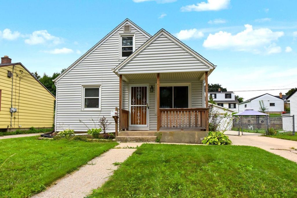 8048 W Herbert AVENUE, Milwaukee, WI 53218