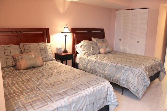 1000 S Ocean Blvd 11K, Pompano Beach, FL 33062