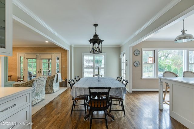 52 Harwood Rd, Louisville, KY 40222