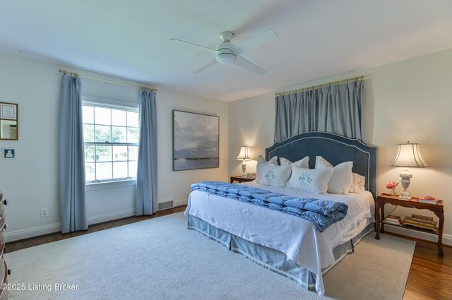 52 Harwood Rd, Louisville, KY 40222