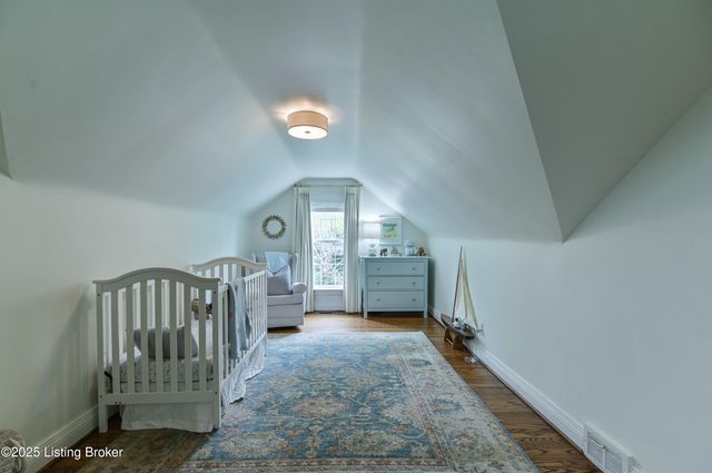 52 Harwood Rd, Louisville, KY 40222