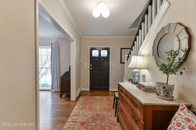 52 Harwood Rd, Louisville, KY 40222