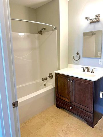 978 Worcester 310, Wellesley, MA 02482