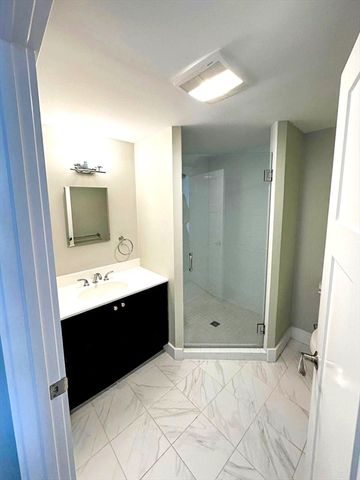 978 Worcester 310, Wellesley, MA 02482