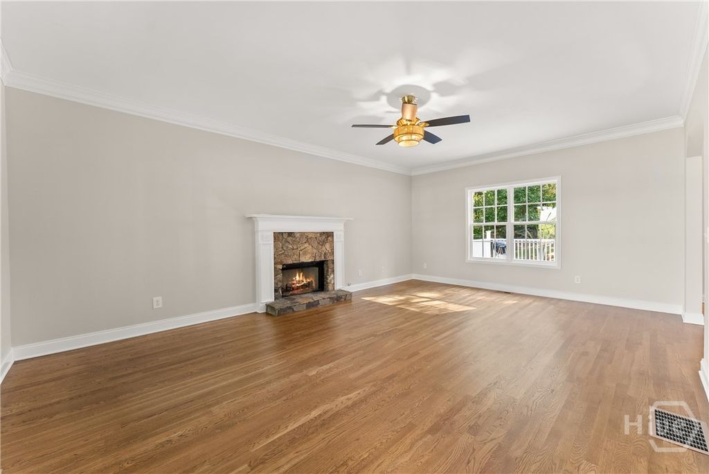 Image 13 of property listing at 41 Doster Crest Road, Jefferson, GA 30549