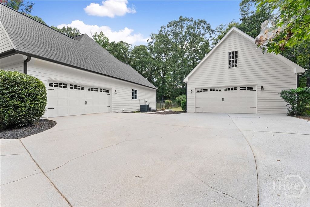 Image 50 of property listing at 41 Doster Crest Road, Jefferson, GA 30549