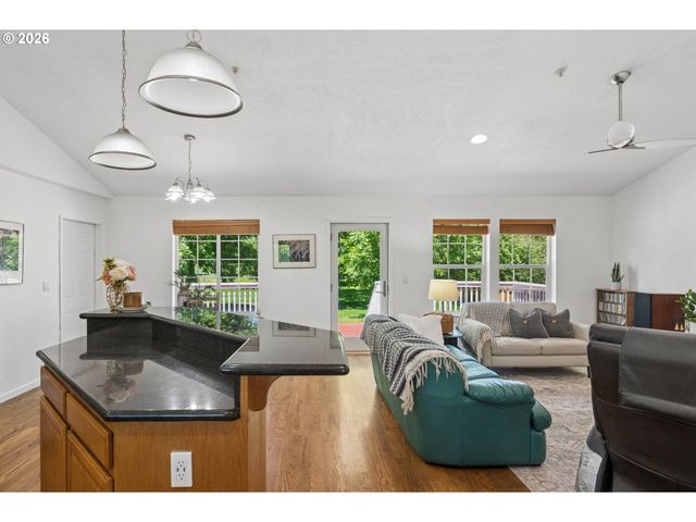 1288 CHERRY St, Vernonia, OR 97064