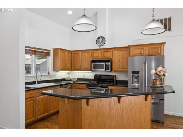 1288 CHERRY St, Vernonia, OR 97064
