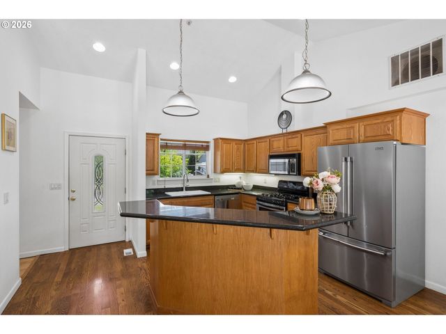 1288 CHERRY St, Vernonia, OR 97064