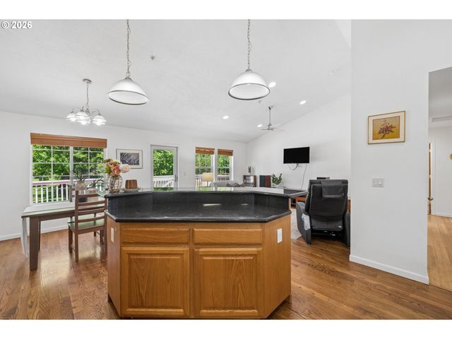 1288 CHERRY St, Vernonia, OR 97064