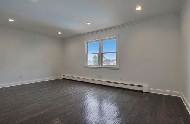 662 TEN EYCK AVE, Lyndhurst, NJ 07071