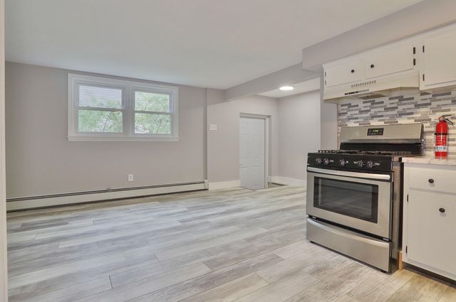 662 TEN EYCK AVE, Lyndhurst, NJ 07071