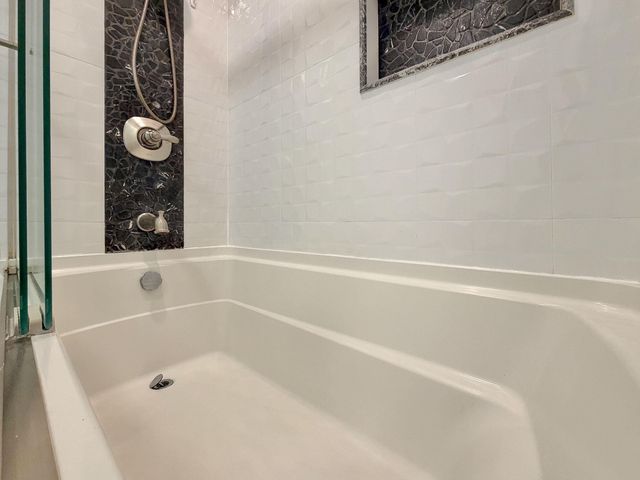 662 TEN EYCK AVE, Lyndhurst, NJ 07071
