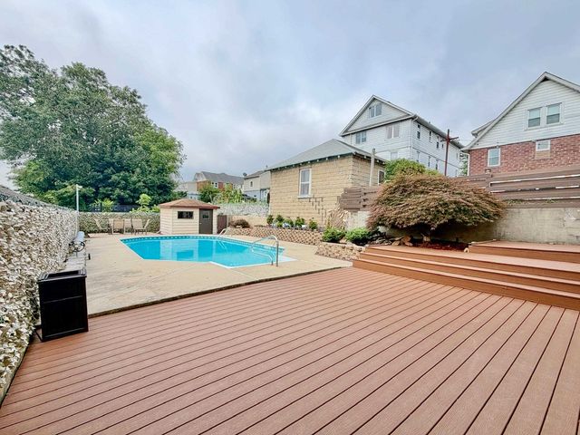 662 TEN EYCK AVE, Lyndhurst, NJ 07071