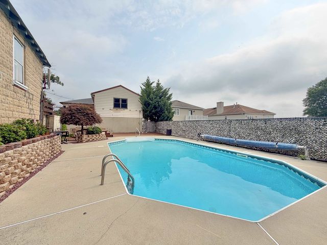 662 TEN EYCK AVE, Lyndhurst, NJ 07071