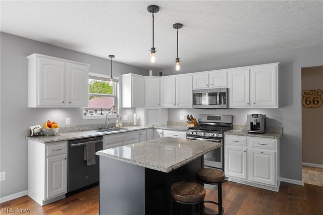 546 Brookstone Court, Copley, OH 44321