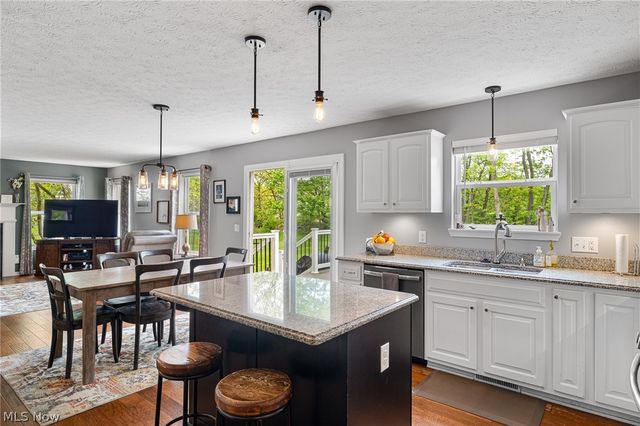 546 Brookstone Court, Copley, OH 44321