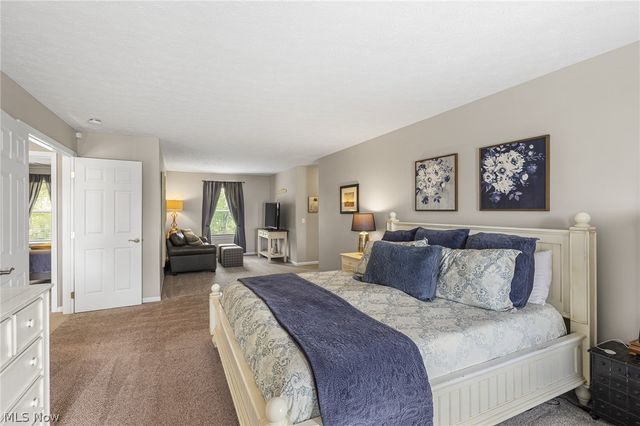 546 Brookstone Court, Copley, OH 44321