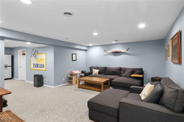 546 Brookstone Court, Copley, OH 44321