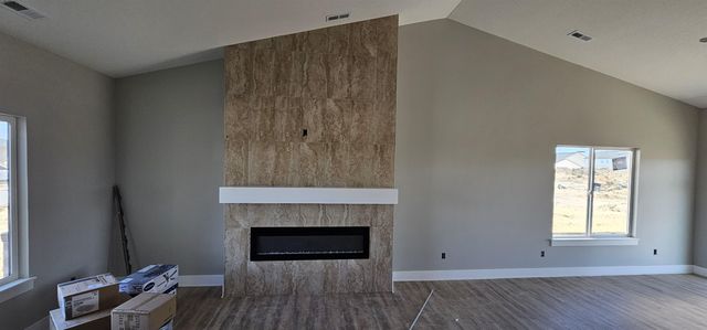 5186 N Toben Dr, Bel Aire, KS 67226