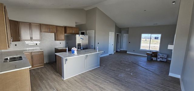 5186 N Toben Dr, Bel Aire, KS 67226