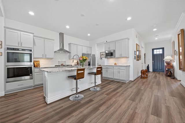 6014 Henry Hamlet Drive, Conroe, TX 77304