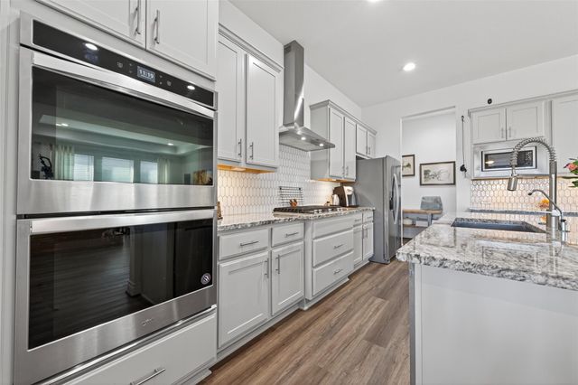 6014 Henry Hamlet Drive, Conroe, TX 77304