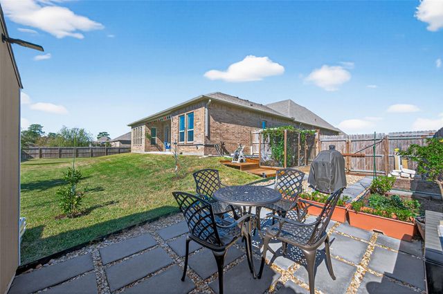 6014 Henry Hamlet Drive, Conroe, TX 77304