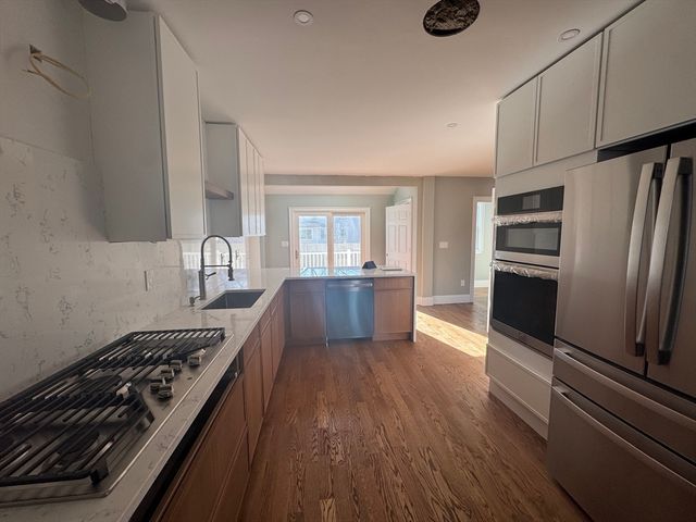 12 Bronx Road, Boston, MA 02132