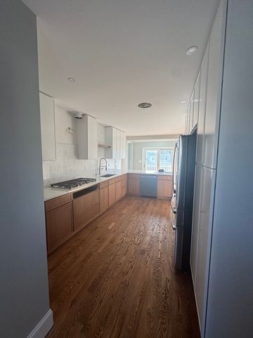 12 Bronx Road, Boston, MA 02132